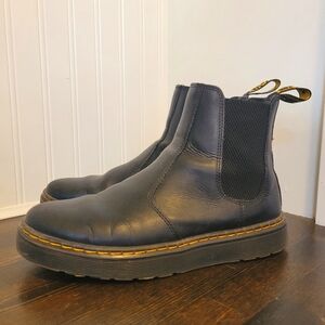 Doc Marten Chelsea Boot